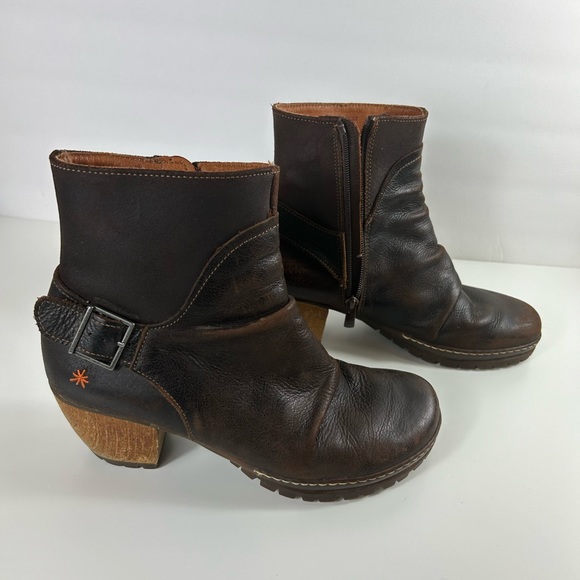 The Art Company Women Brown Leather Ankle Booties, Style 516 - Picture 8 of 14